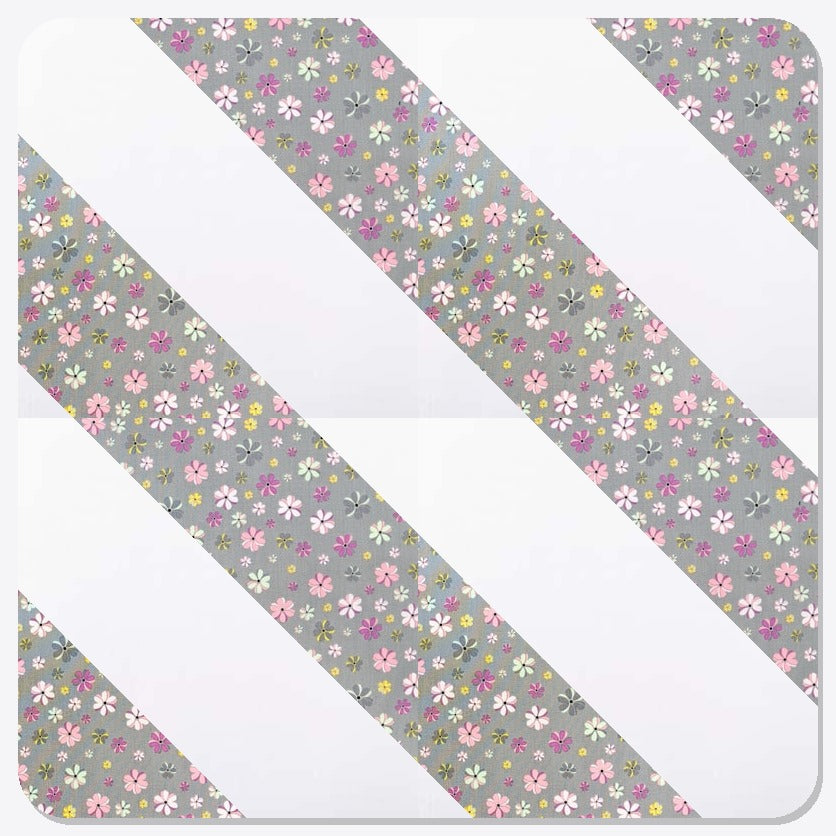 Layout: Diagonal Stripes