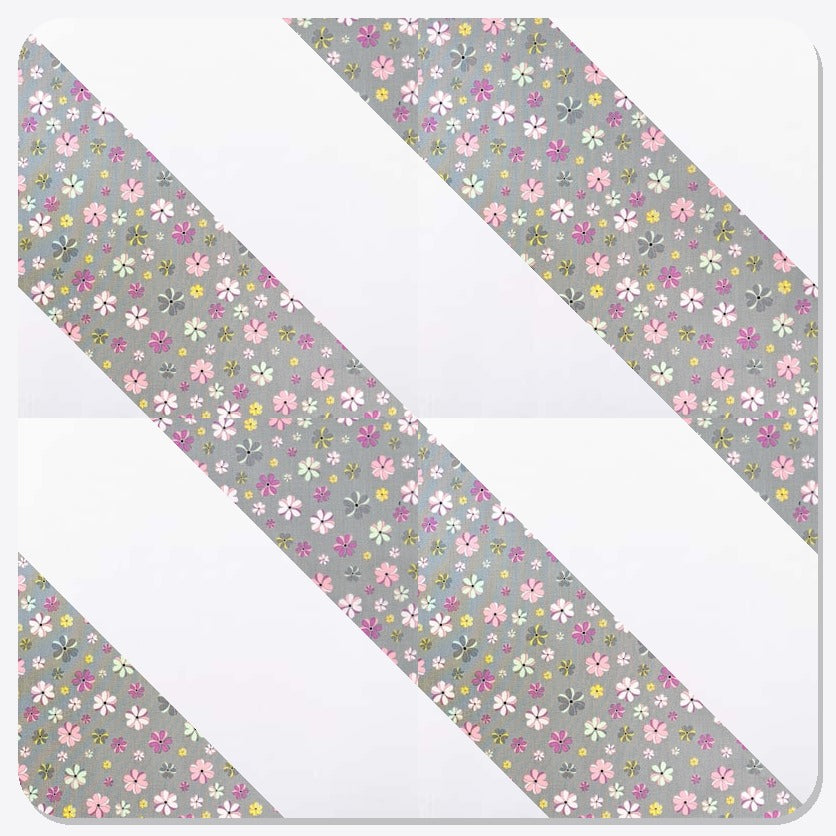Layout: Diagonal Stripes