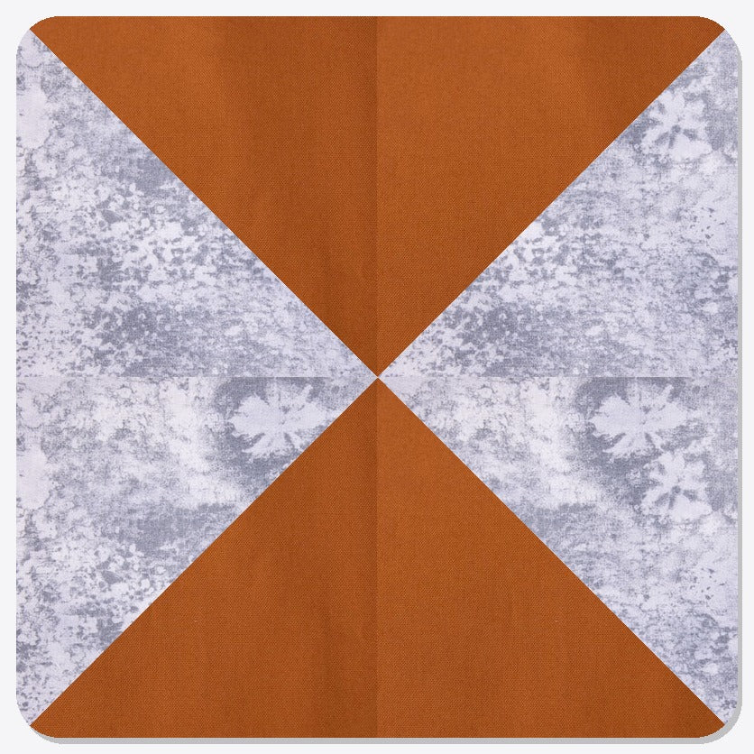 Layout: Hourglass