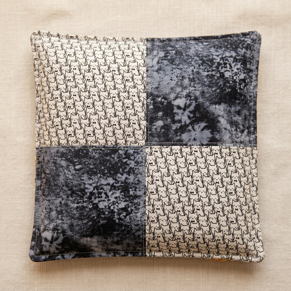 Meow Cat Clusters Microwave Corn Bag - Gray & White Square Heat Pack - product photo
